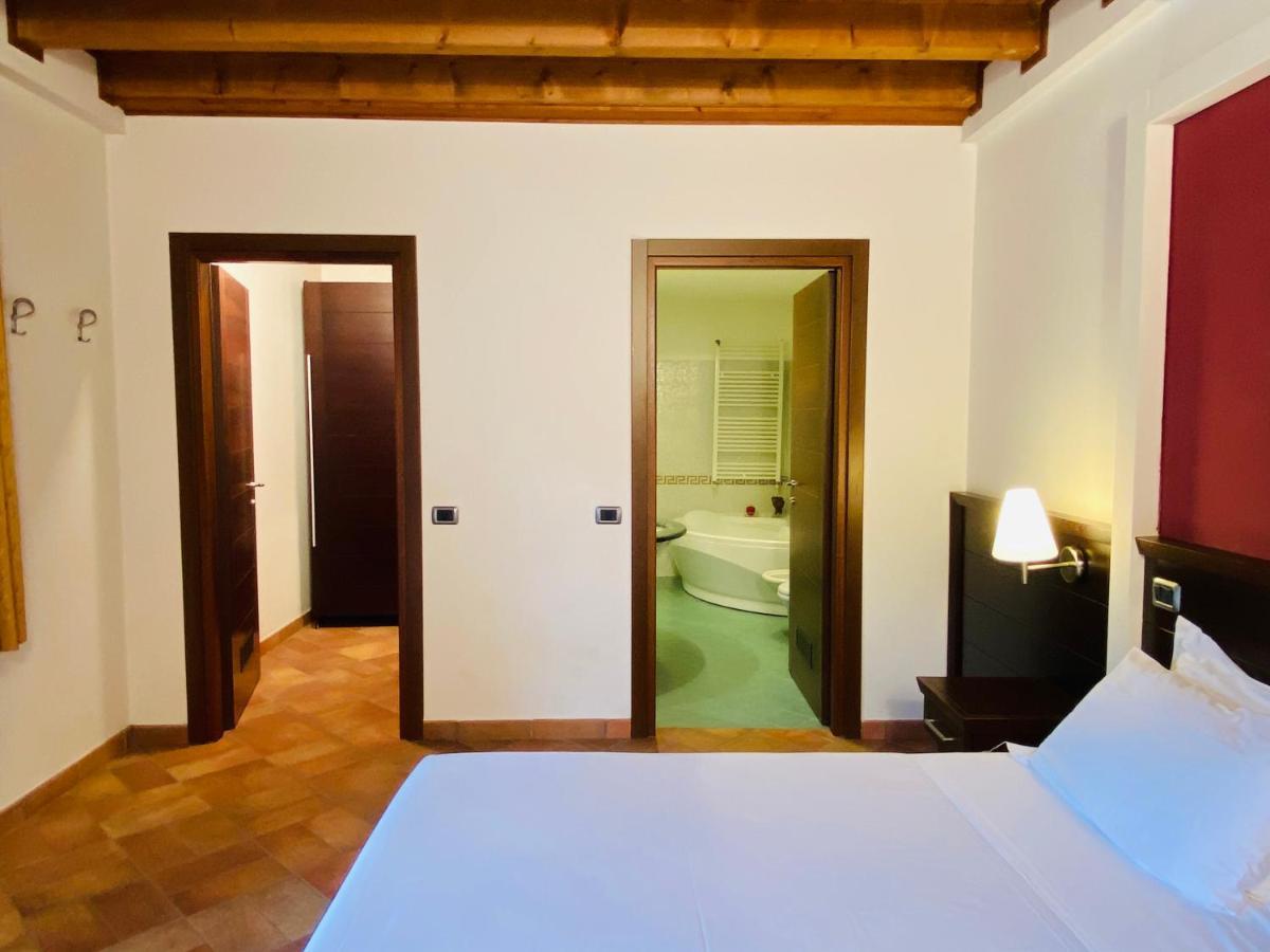 Country Hotel Castelbarco Vaprio d'Adda Exterior photo